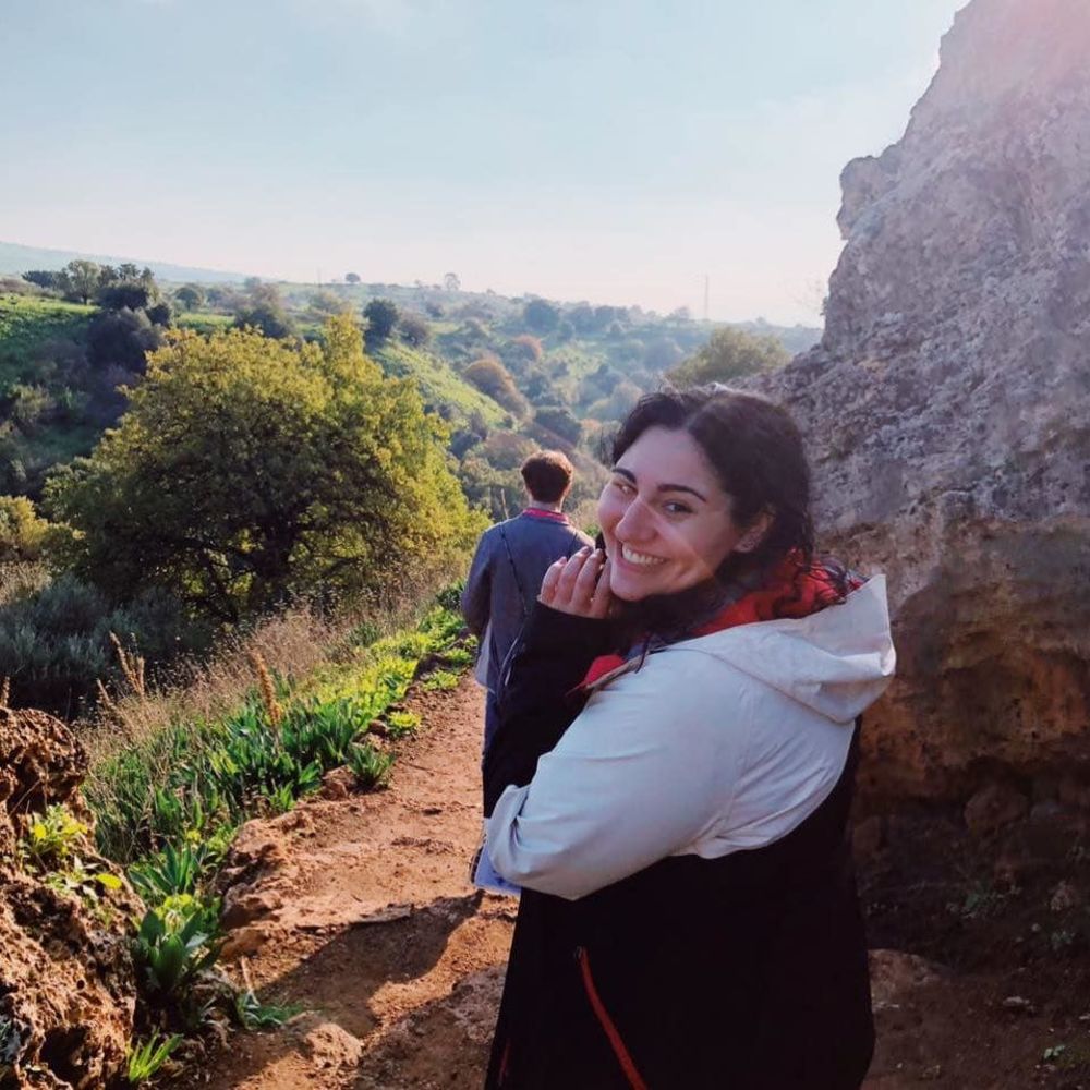 Meet your Posher, Julia